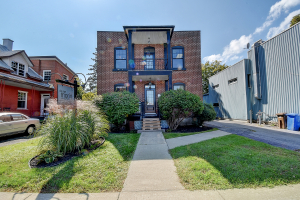 Professional office building for sale in Old Ste-Thérèse