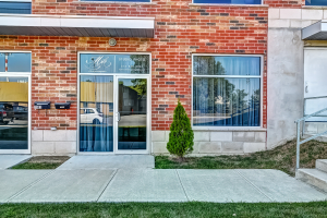 Condo industriel/commercial 1358 pieds carrés à vendre